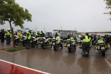 Salida de la etapa 8 de La Vuelta Ciclista en Dénia 02
