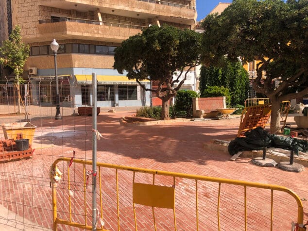 La nueva Glorieta de Dénia ya encara el esperado fin de sus obras 7 sutil rampa de acceso a la nueva glorieta de denia