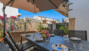 Terraza exterior cubierta para disfrutar de los días cálidos