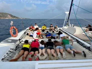Alumnos de Erasmus + en actividades del IES Sorts de la Mar. Estudio del Ecosistema