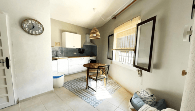 Estudio andaluz: el apartamento perfecto para viajar en pareja con acceso directo a la playa 4 cocina bien equipada en estudio andaluz