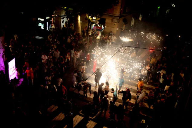 correfoc en denia por el 9 doctubre 08