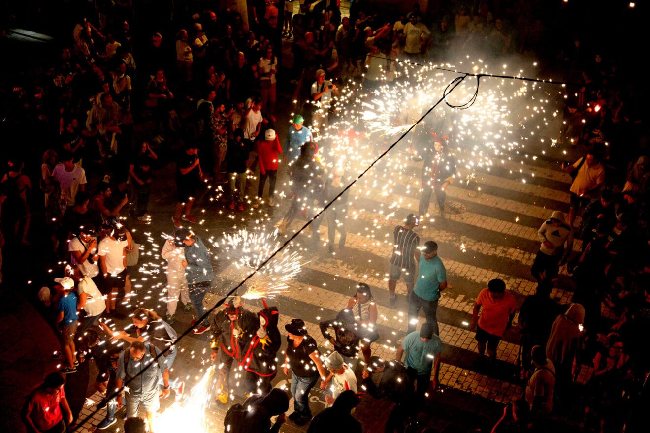 Correfoc en Dénia por el 9 d'Octubre