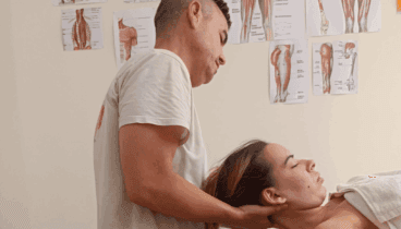 Descubre el arte del masaje en Dénia con Masajeando