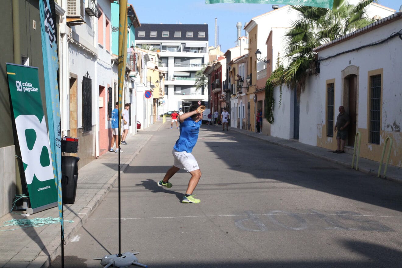 Dia de la Pilota en las calles de Dénia 02