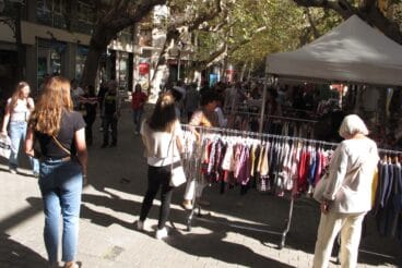 Ambiente en la Feria del Stock de Dénia