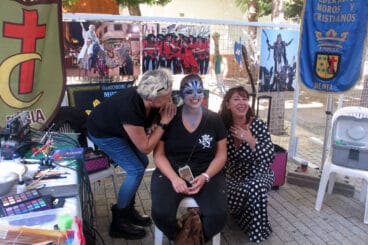 la femmicc durante la fira de les associacions de denia de 2022