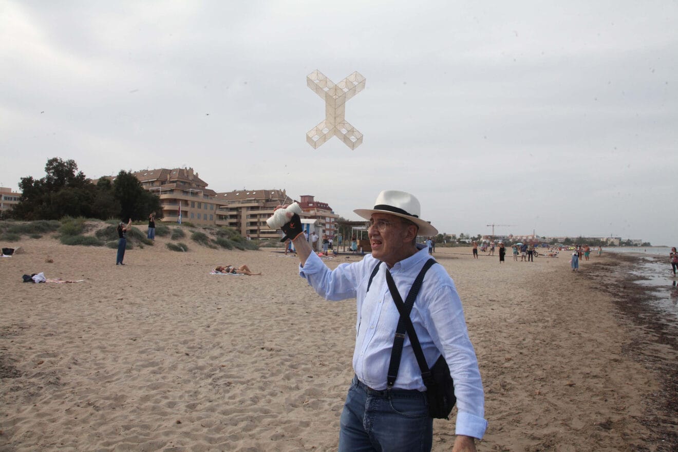 Las estructuras de Yturralde vuelan en Dénia 21