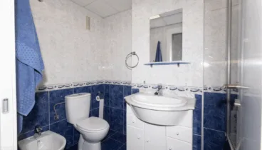Moderno baño privado