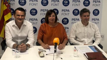 Pepa Font junto a José Antonio Cristóbal y Carlos Barona