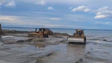 trabajos para regenerar la playa de denia