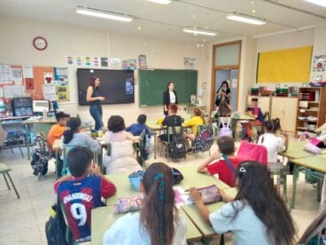 cerca de 850 escolares de 4o y 6o de primaria participan en el taller de habilidades sociales que organiza la concejalia de prevencion de adiciones en colaboracion con la uned de