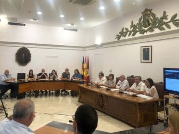 el ayuntamiento de denia durante la sesion plenaria