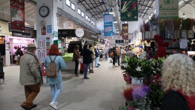 Imagen: Interior del Mercado de Dénia