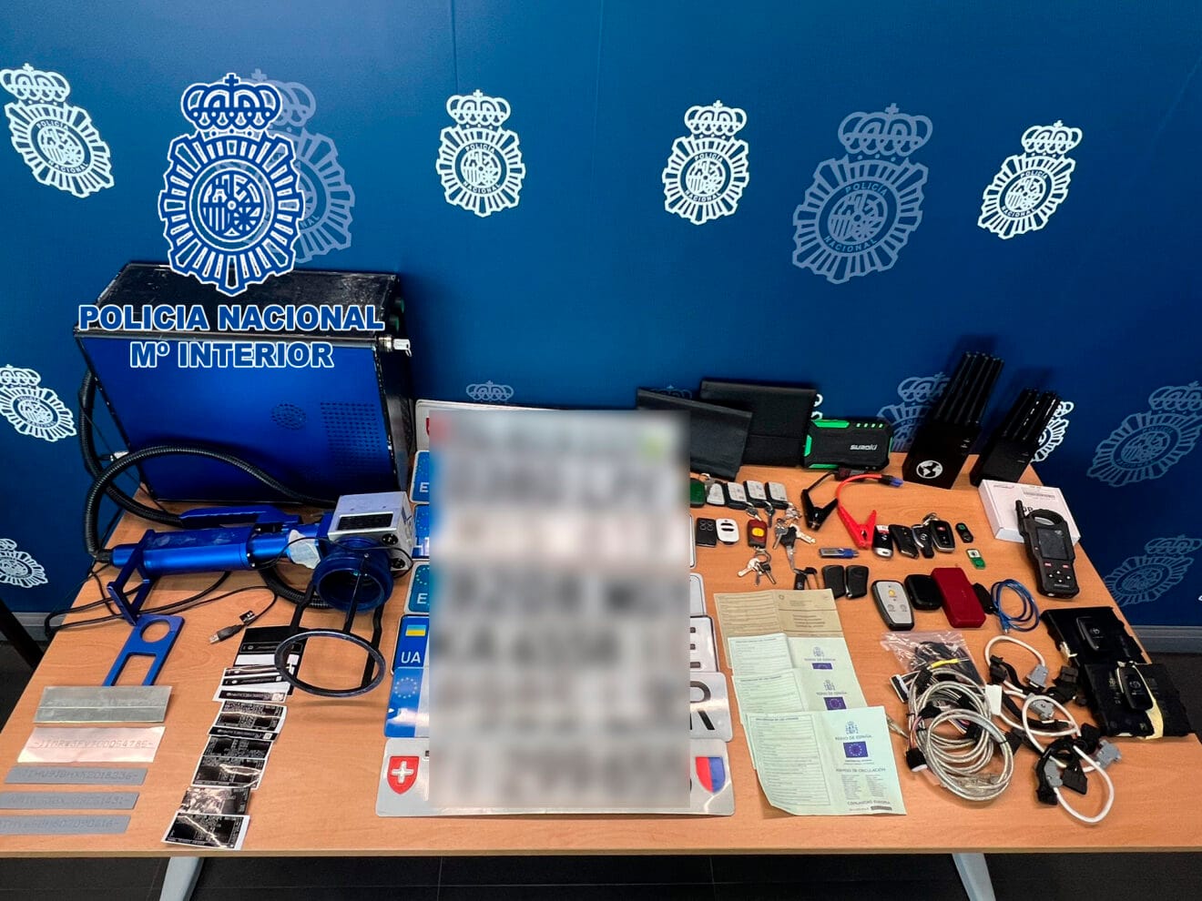 Material intervenido en Dénia