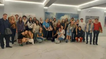visita de los alumnos de munich al espai dart joan castejon