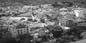 imagen del documental orba ve de lluny de colc2b7lectiu mirades