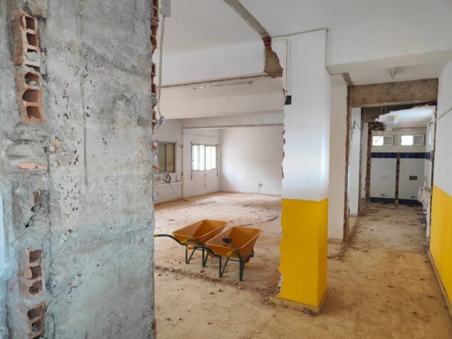 Imagen: Primeros trabajos en el interior del antiguo colegio
