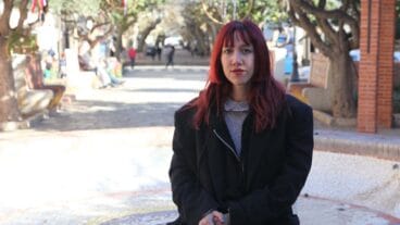 sandra monfort la artista pedreguera que brilla con el folklore mas inconformista