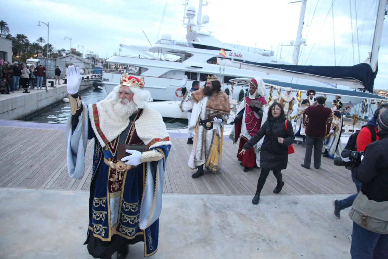 Cabalgata de los Reyes Magos de Oriente de Dénia en 2024 09