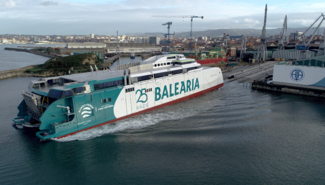 Imagen: Catamaran Margarita Salas de Balearia