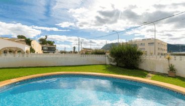 Refugio perfecto con piscina, jardín y vistas espectaculares