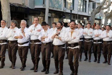 Gala y primer desfile del Mig Any de Dénia 66