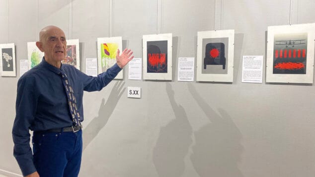 mairena explicando las obras sobre la guerra civil destacada