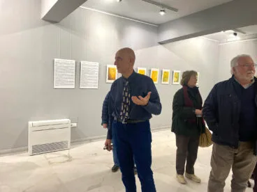 Mairena ofrece una visita guiada a los primeros visitantes