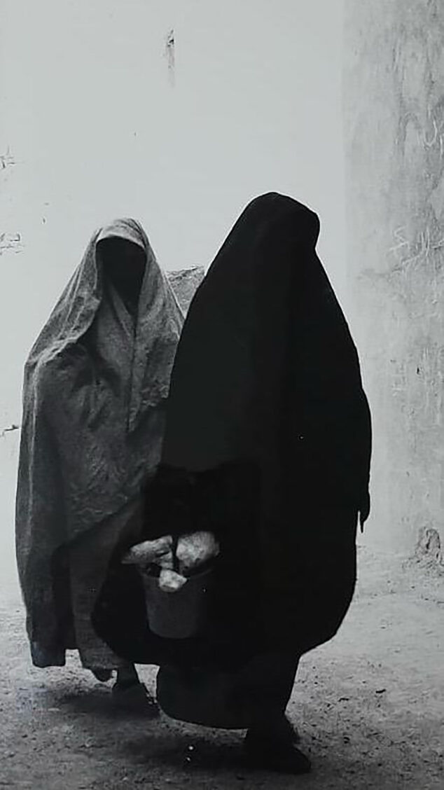 Imagen: Mujeres en Chechauen de Marruecos