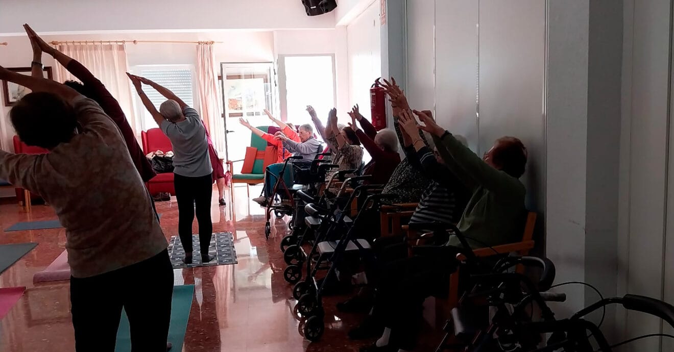 Portada de las Aulas de la Tercera Edad en la residencia