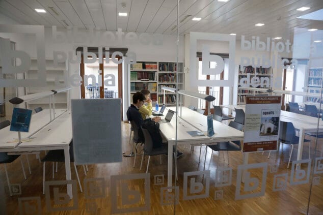 quinto aniversario de la biblioteca de denia 05