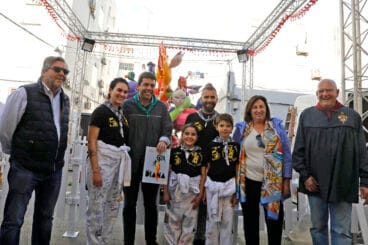 Carlos Mazón visita las Fallas de Dénia (15)