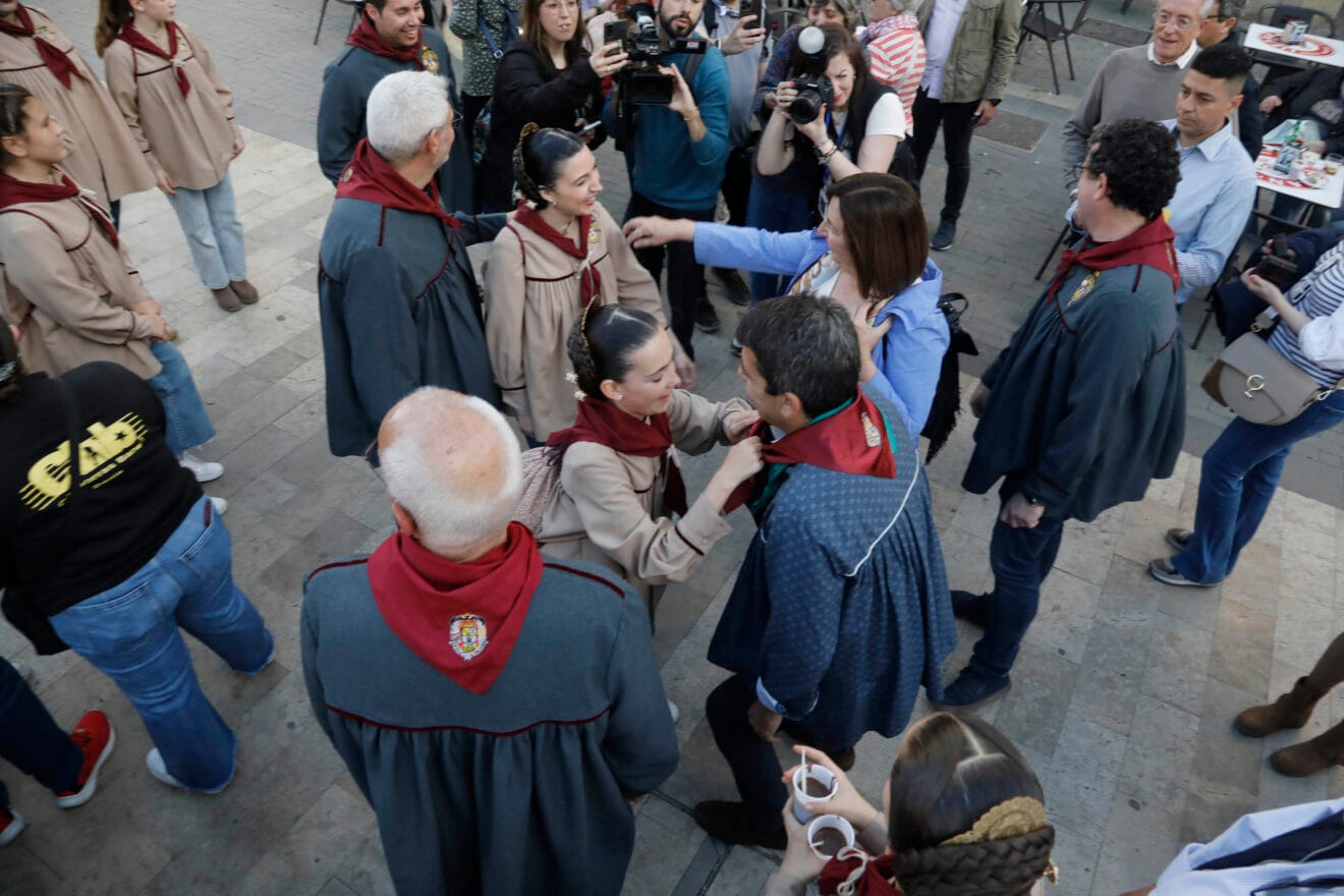 Carlos Mazón visita las Fallas de Dénia (21)