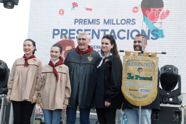 Dinar del Germanor de Dénia: todas las fotos y premios del último gran evento pre-Fallas 23 dinar del germanor de denia de las fallas 2024 22