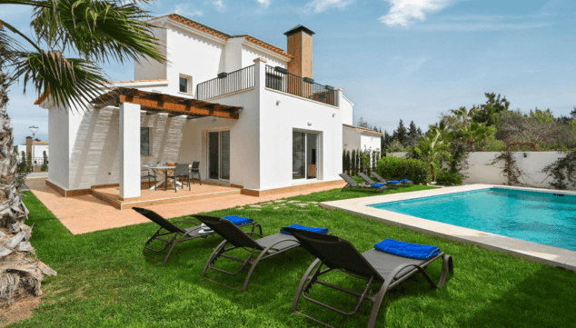 Imagen: Disfruta en esta piscina durante los meses más cálidos