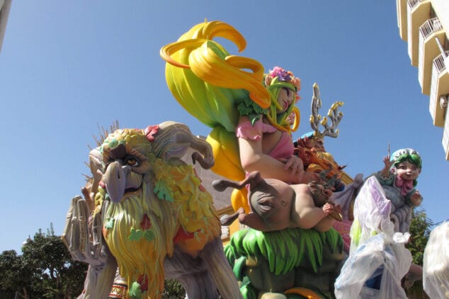 Imagen: Falla Centro bajo los rayos de sol