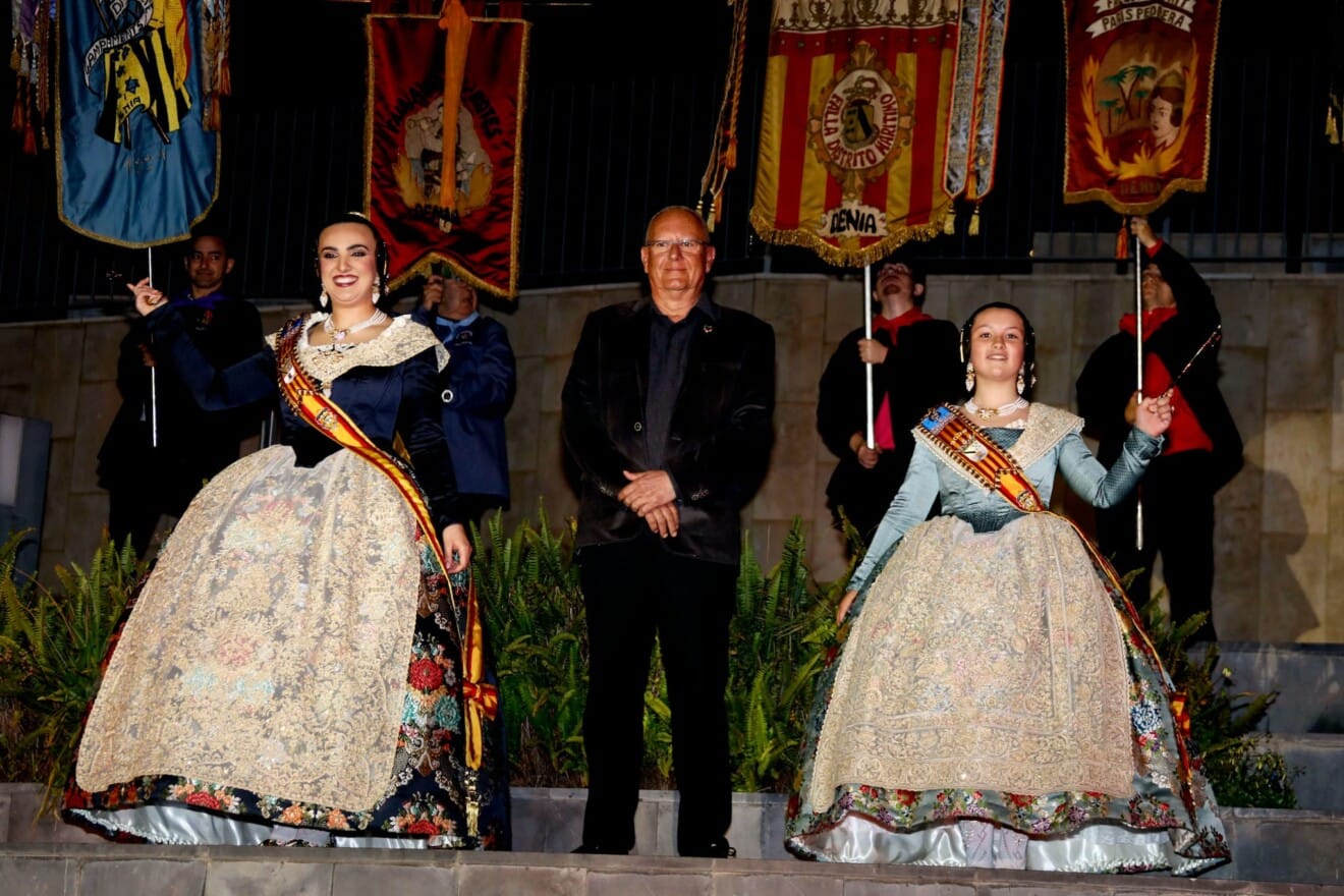Falleras Mayores de Dénia 2026 con las llaves de la ciudad