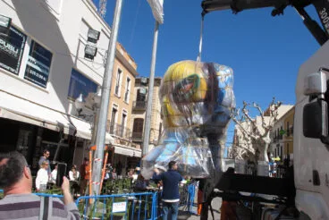 Llegan los primeros monumentos a Dénia07
