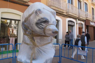 Llegan los primeros monumentos a Dénia12