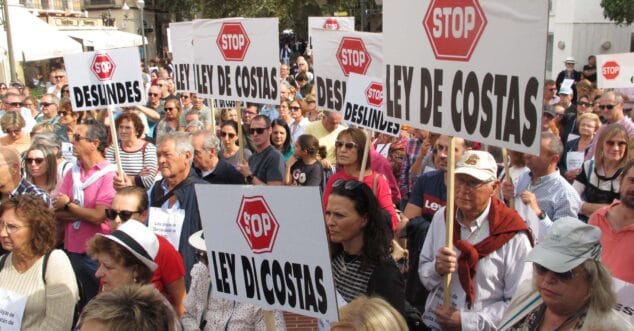 manifestacion por la ley de costas en denia en 2023