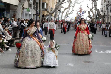 Ofrenda de flores de las Fallas de Dénia 2024 05