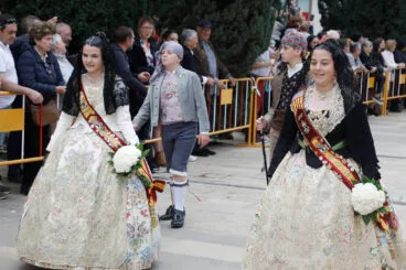 Ofrenda de flores de las Fallas de Dénia 2024 17