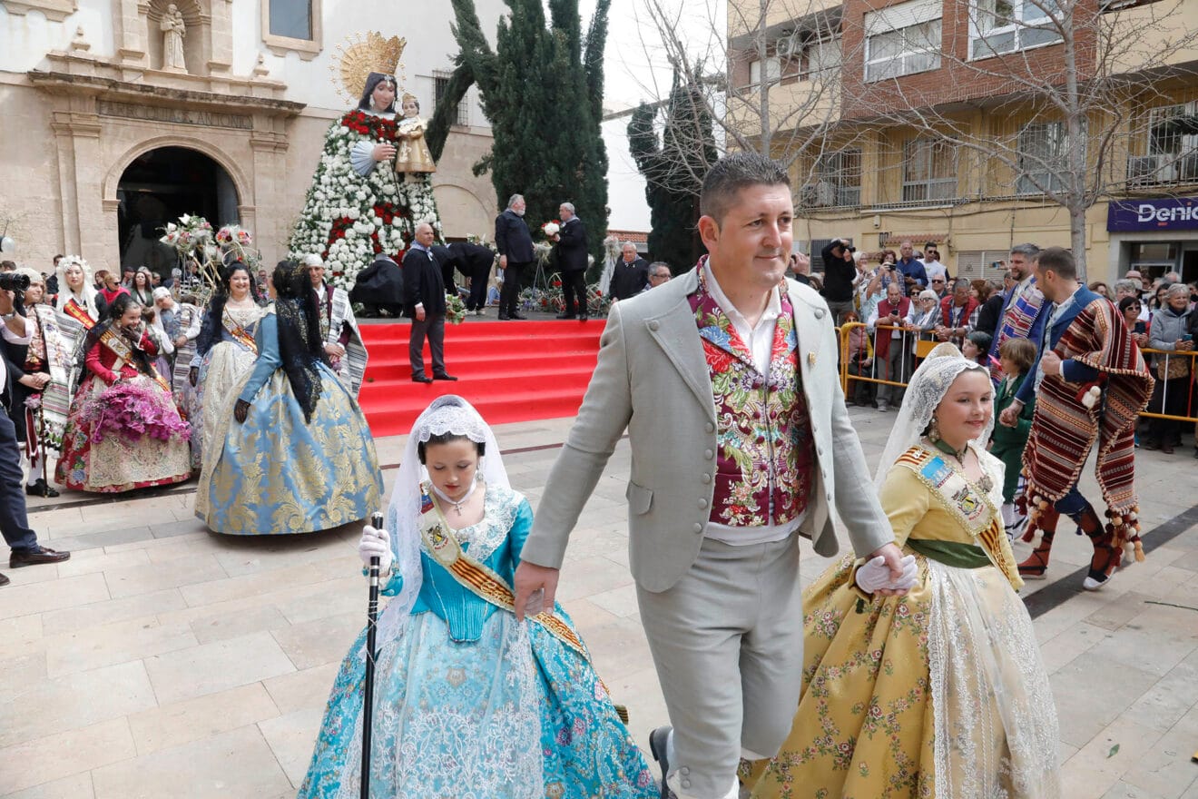Ofrenda de flores de las Fallas de Dénia 2024 27