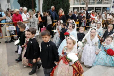 Ofrenda de flores de las Fallas de Dénia 2024 42
