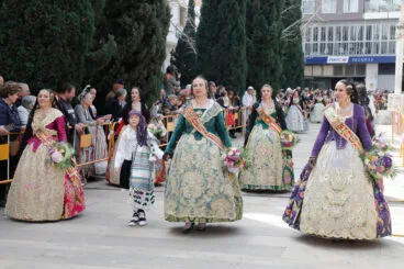 Ofrenda de flores de las Fallas de Dénia 2024 63