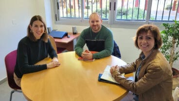 reunion de maria josep ripoll con el ceip llebeig destacada