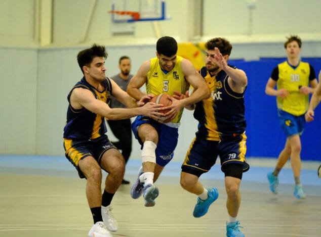 El Dénia Basquet suma dos victorias y una derrota en la última jornada de la liga senior de baloncesto 1 Imagen: Victoria del Dénia Básquet frente a Moixent