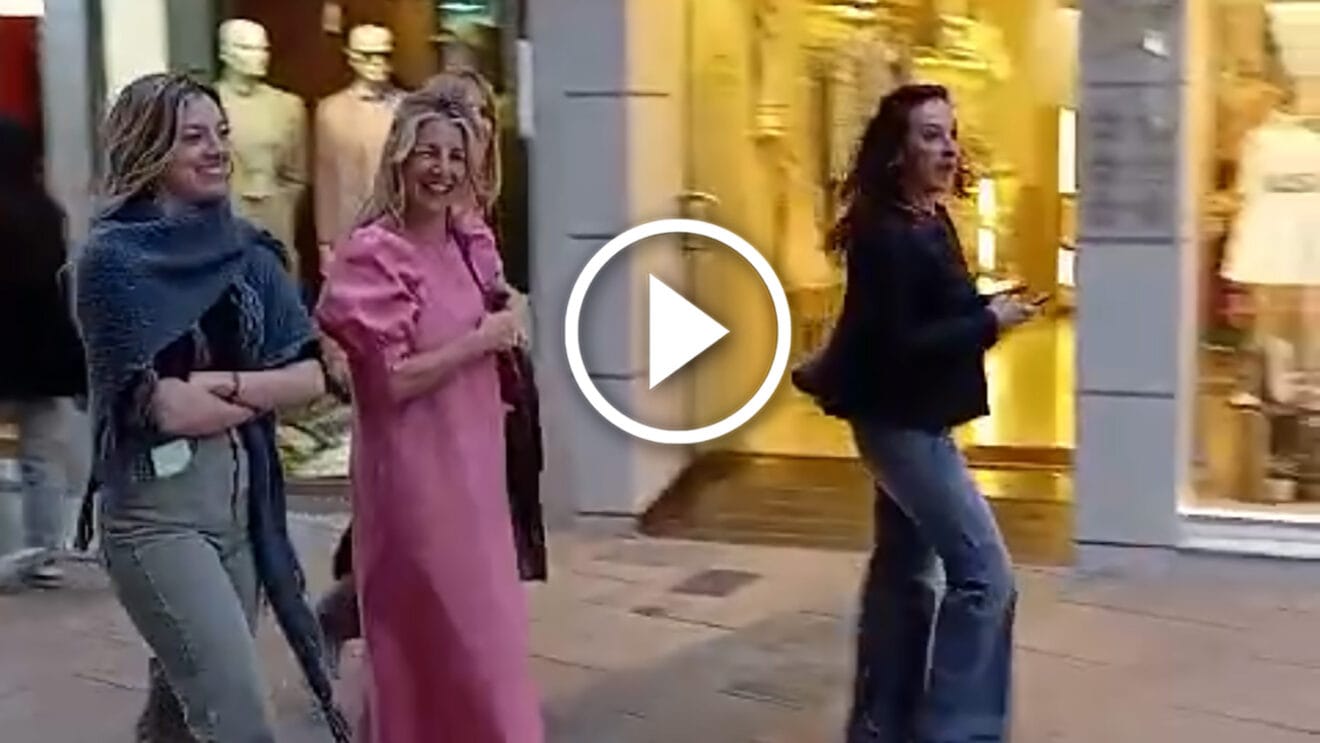 Yolanda Díaz paseando por Dénia destacada video