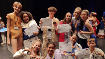 Babylon ha ganado premios, tanto individuales como grupales